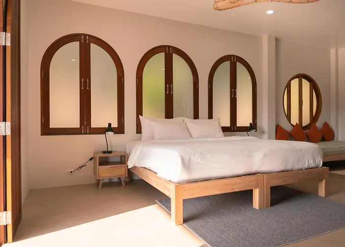Baan Talay Koh Tao Resort & Yoga